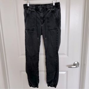 AE Next Level High-Waisted Jegging Jogger